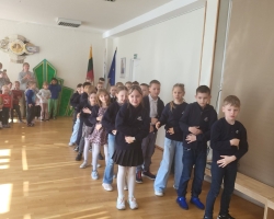 2A-nuotaikingas-pasirodymas-pasitinkant-vasara-l-d-„Zilvitis-3