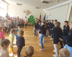 2A-nuotaikingas-pasirodymas-pasitinkant-vasara-l-d-„Zilvitis-5