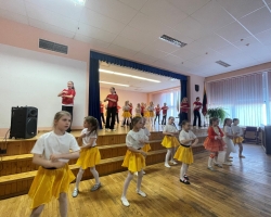 Sokio-ir-teatro-bureliu-sventinis-koncertas-teveliams-4